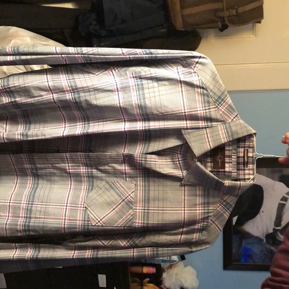 Men’s button up shirts - Picture 3 of 3